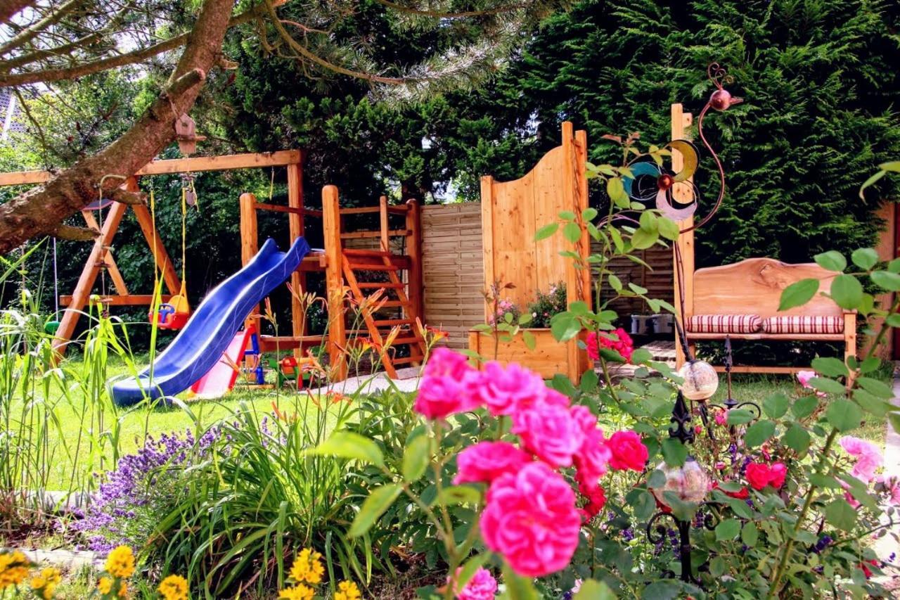 Familien-Ferienwohnung Haustein Konigswalde Buitenkant foto